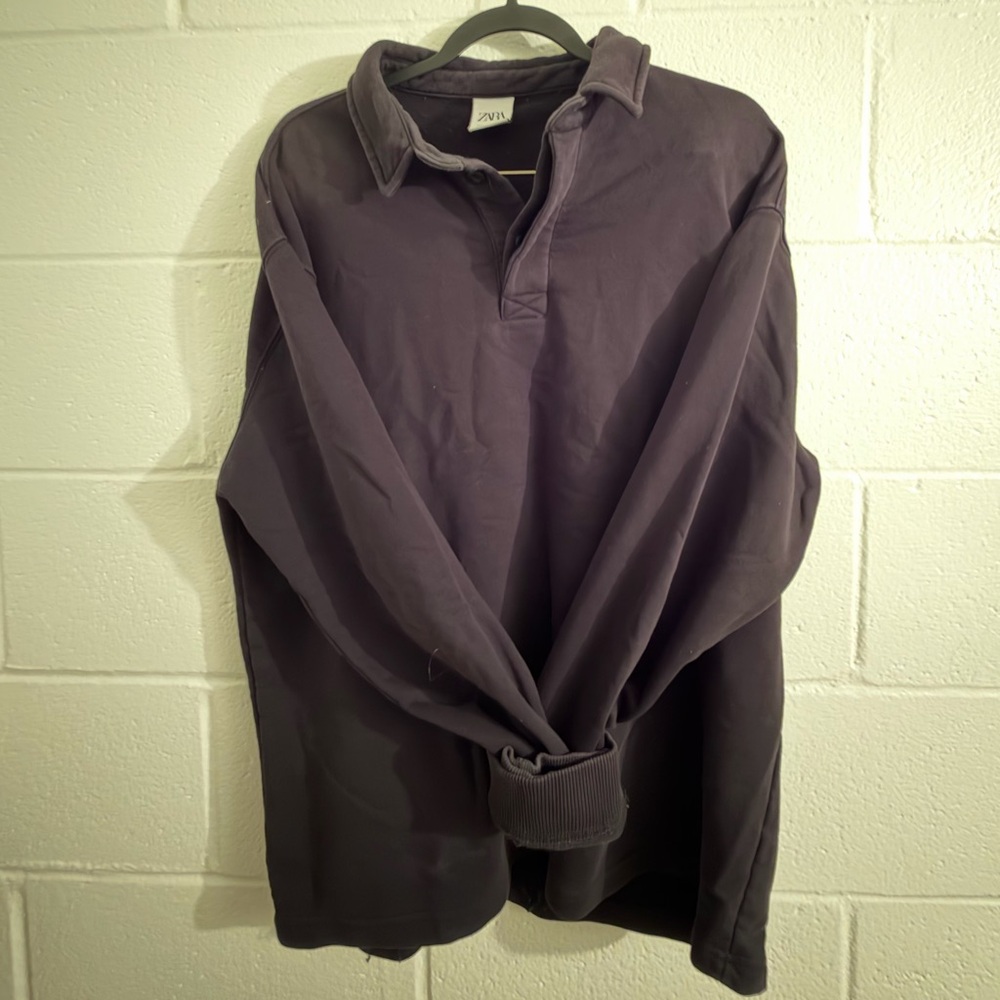 Black Polo Sweatshirt